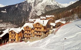 Black Diamond Sainte Foy Chalets